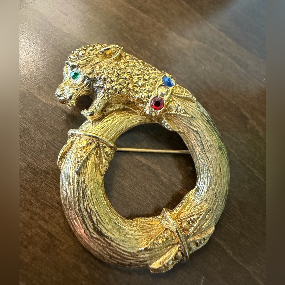 Vintage Panther Circle Brooch